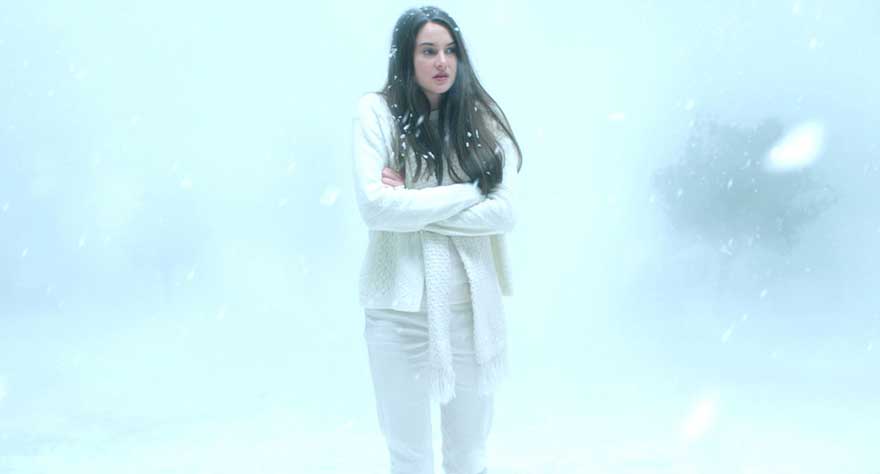 White Bird in a Blizzard movie